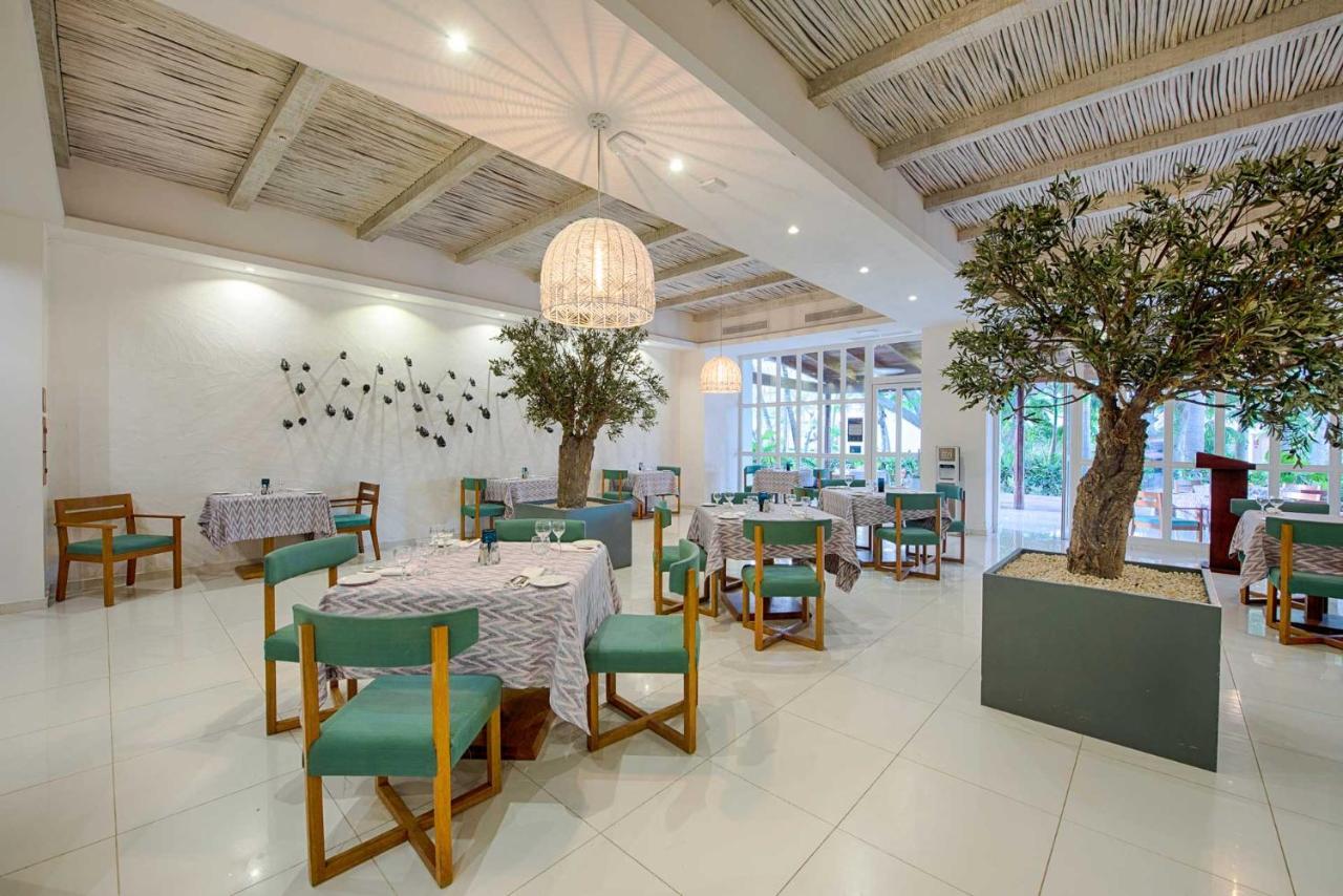 Grand Sirenis Punta Cana Resort & Aquagames Uvero Alto Eksteriør bilde Restaurant