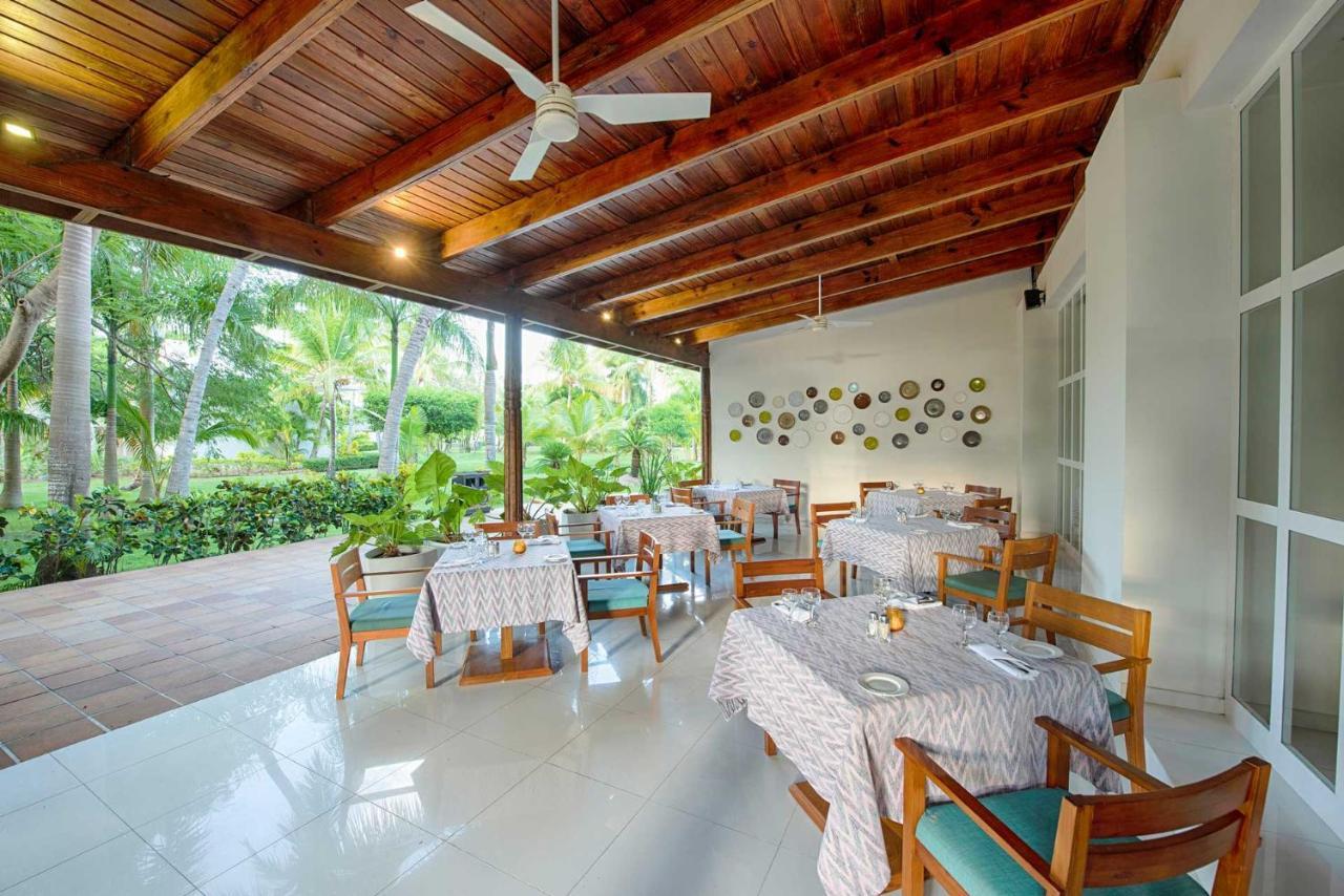 Grand Sirenis Punta Cana Resort & Aquagames Uvero Alto Eksteriør bilde Restaurant